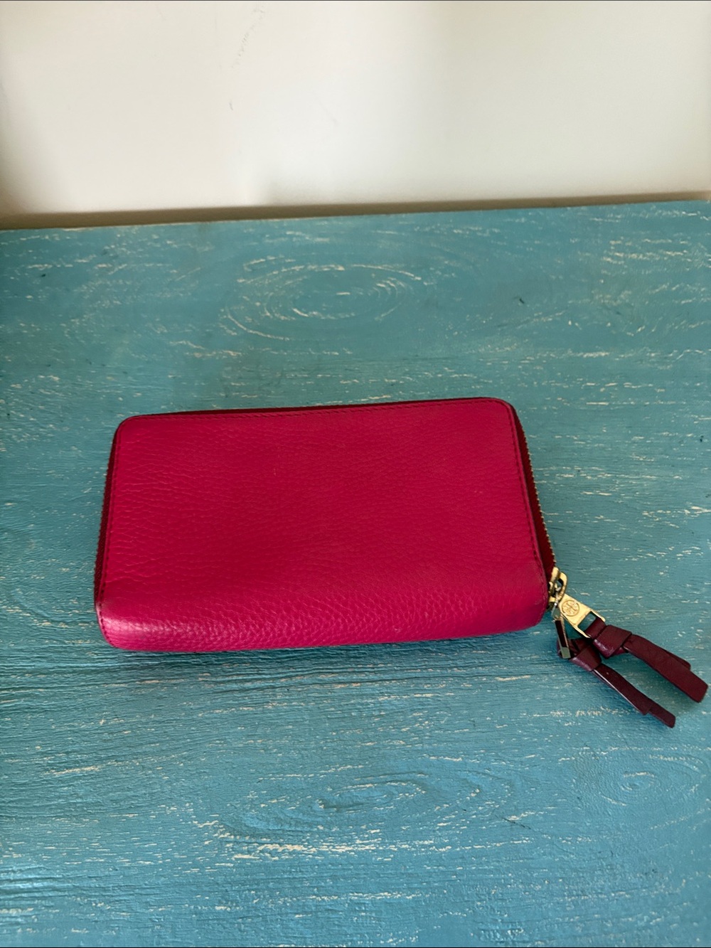 Fair condition Tory Burch wallet - Picture 5 of 11